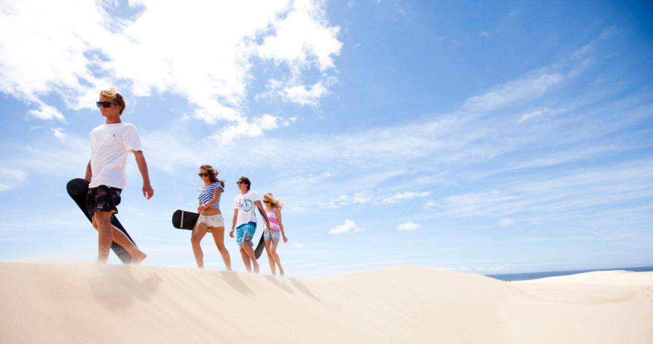 On The Beach Guesthouse Джефрис-Бей Экстерьер фото